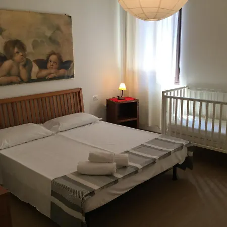 Apartment Ormesini Venice