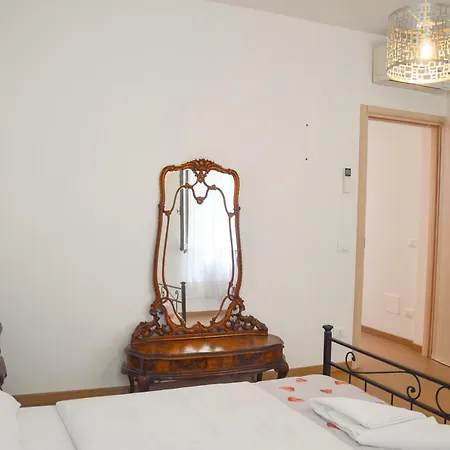 Ormesini Apartment Venice
